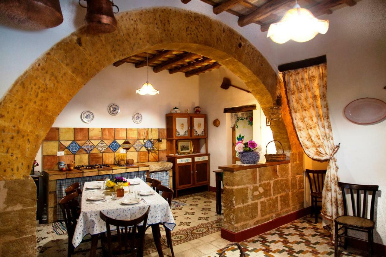 Baglio Trinacria Bed & Breakfast Custonaci Dış mekan fotoğraf